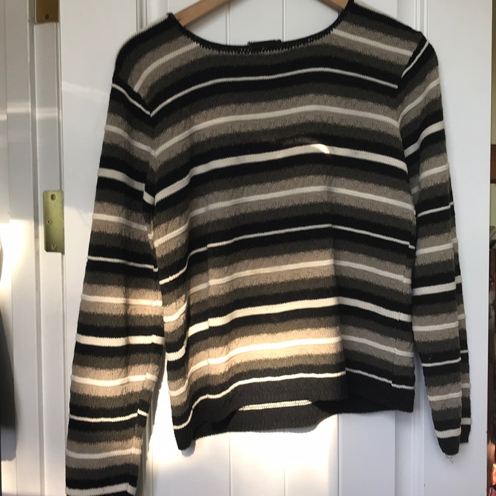 Fashion bug sweater